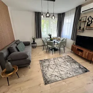 https://maple-tree-apartments.inbudapesthotels.com